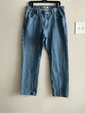 Wrangler Men’s Light Blue Relaxed Fit Jeans